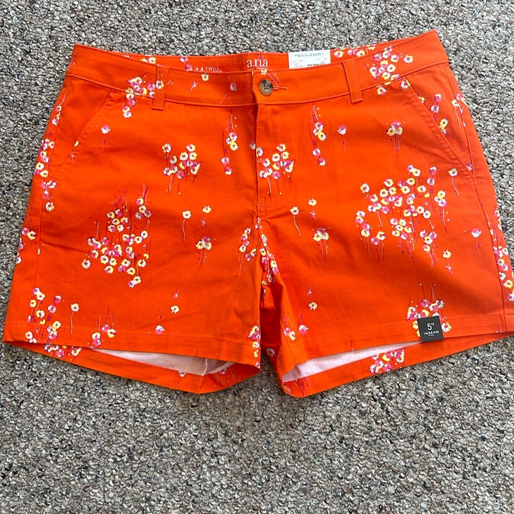Woman’s shorts